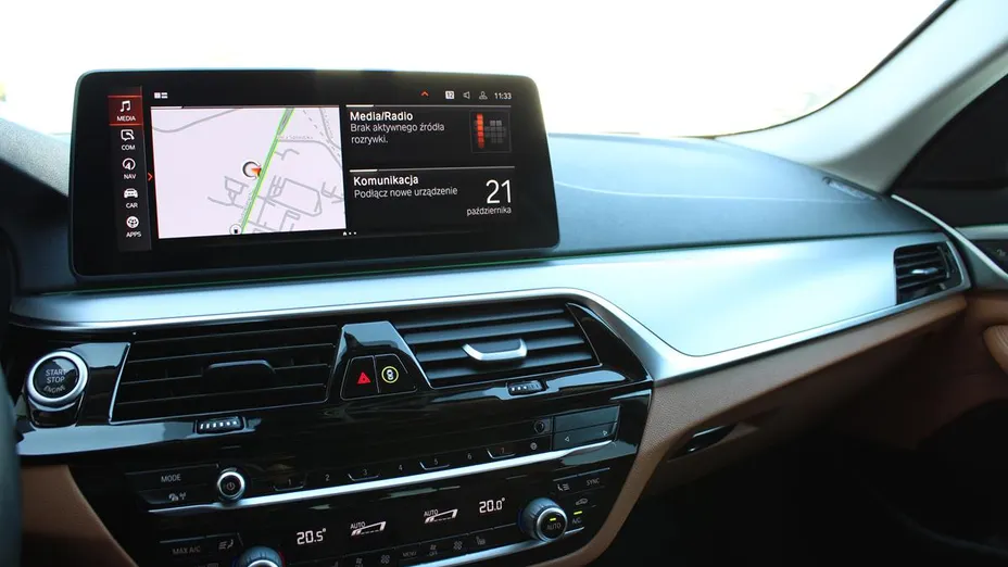 BMW Seria 5 520d xDrive Sport Line sport-aut