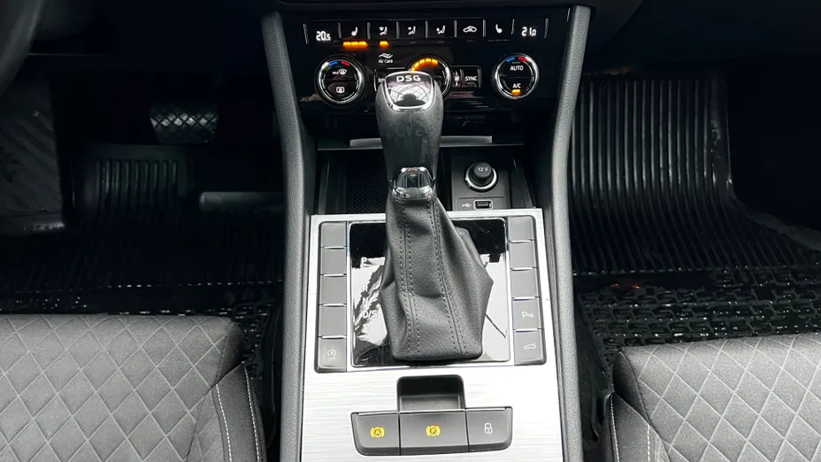 SKODA Superb Superb 1.5 TSI ACT Ambition