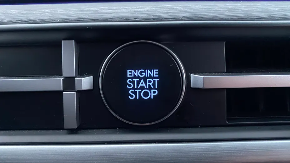 HYUNDAI Santa Fe Santa Fe 1.6 T-GDI HEV Platinum 4WD aut