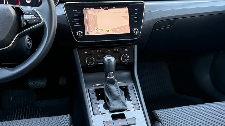 SKODA Superb Superb 1.5 TSI Style