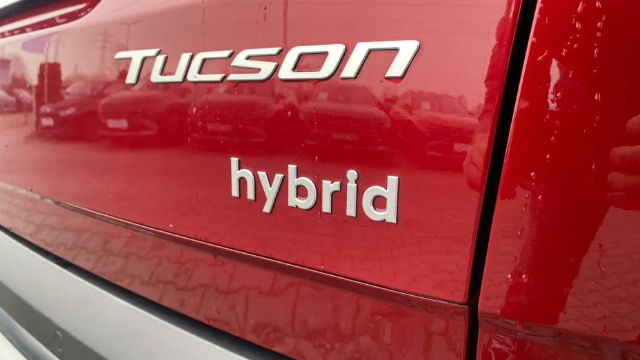 HYUNDAI Tucson Tucson 1.6 T-GDi HEV Smart 2WD aut