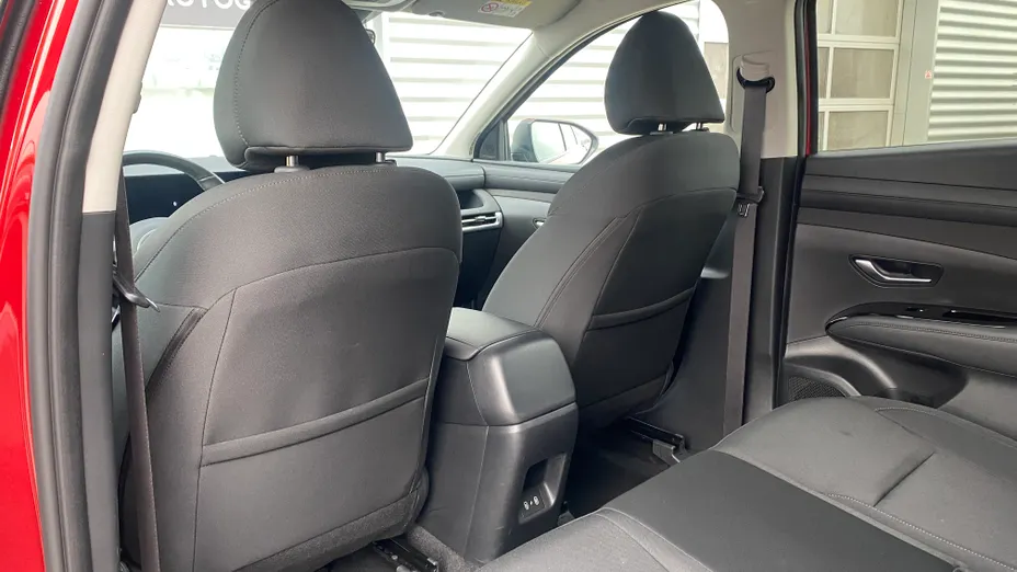 HYUNDAI Tucson Tucson 1.6 T-GDi HEV Smart 2WD aut