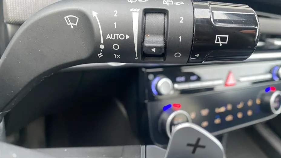 HYUNDAI Tucson Tucson 1.6 T-GDi HEV Smart 2WD aut