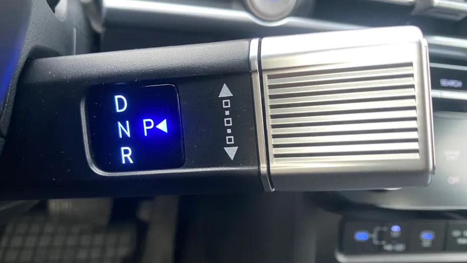 HYUNDAI Tucson Tucson 1.6 T-GDi HEV Smart 2WD aut