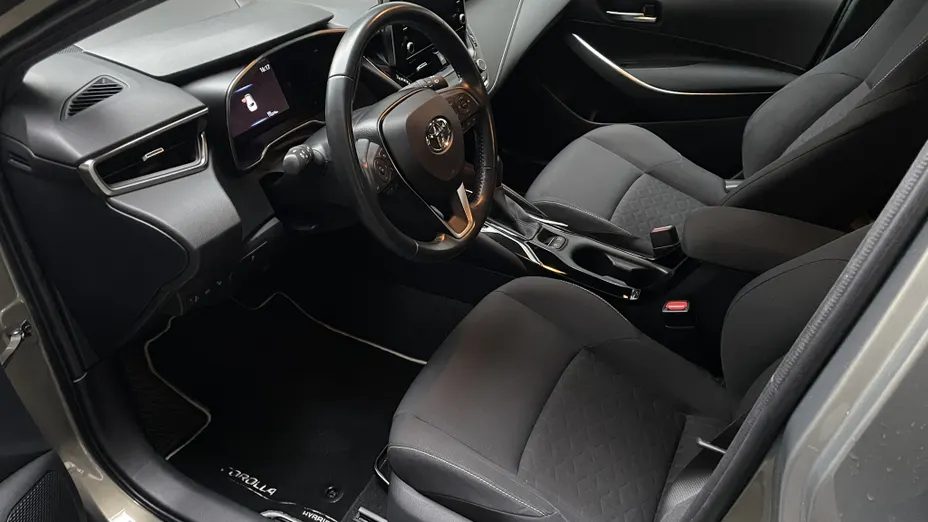 TOYOTA Corolla Corolla 1.8 Hybrid Comfort