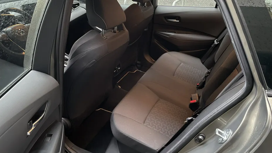 TOYOTA Corolla Corolla 1.8 Hybrid Comfort