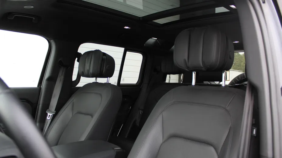 LAND ROVER Defender Defender 110 3.0 D300 mHEV X-Dynamic HSE