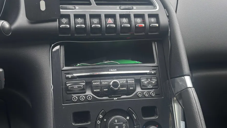 PEUGEOT 3008 3008 1.6 THP Active