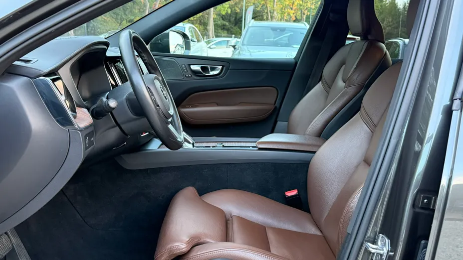 VOLVO XC60 XC60 B4 B Inscription aut