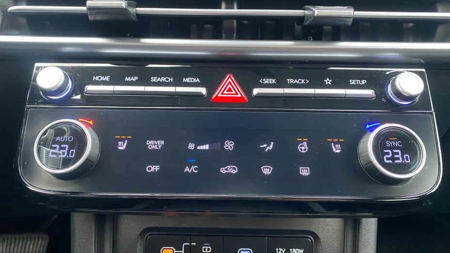 HYUNDAI Tucson Tucson 1.6 T-GDi HEV Executive 4WD aut