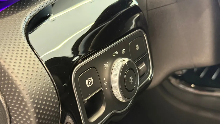 MERCEDES-BENZ CLA CLA 200 mHEV AMG Line 7G-DCT