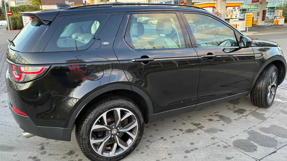 LAND ROVER Discovery Sport Discovery Sport 2.0 D180 SE aut