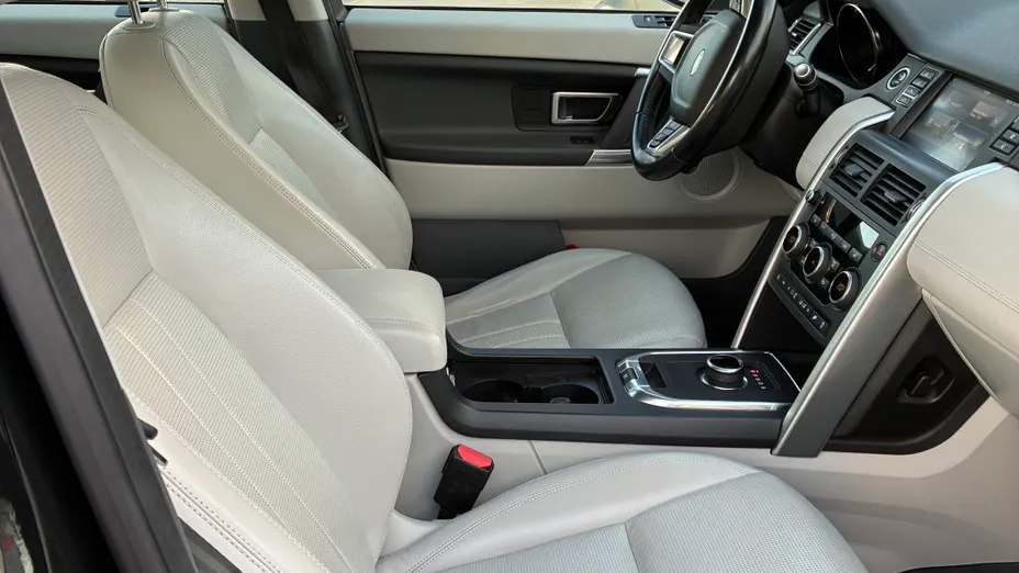 LAND ROVER Discovery Sport Discovery Sport 2.0 D180 SE aut