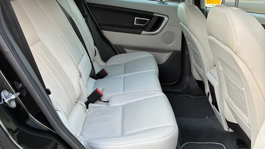 LAND ROVER Discovery Sport Discovery Sport 2.0 D180 SE aut