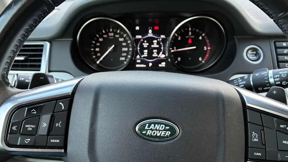 LAND ROVER Discovery Sport Discovery Sport 2.0 D180 SE aut