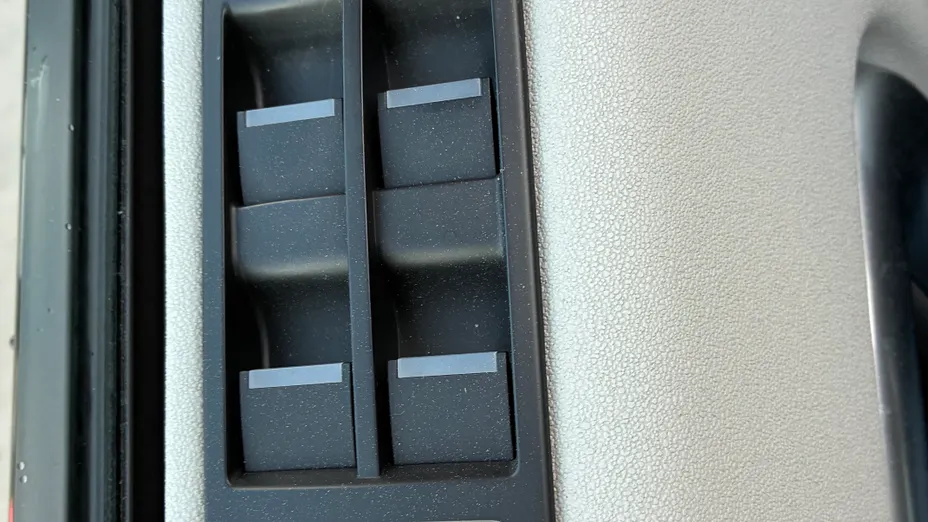 LAND ROVER Discovery Sport Discovery Sport 2.0 D180 SE aut