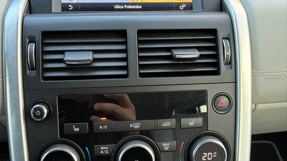 LAND ROVER Discovery Sport Discovery Sport 2.0 D180 SE aut