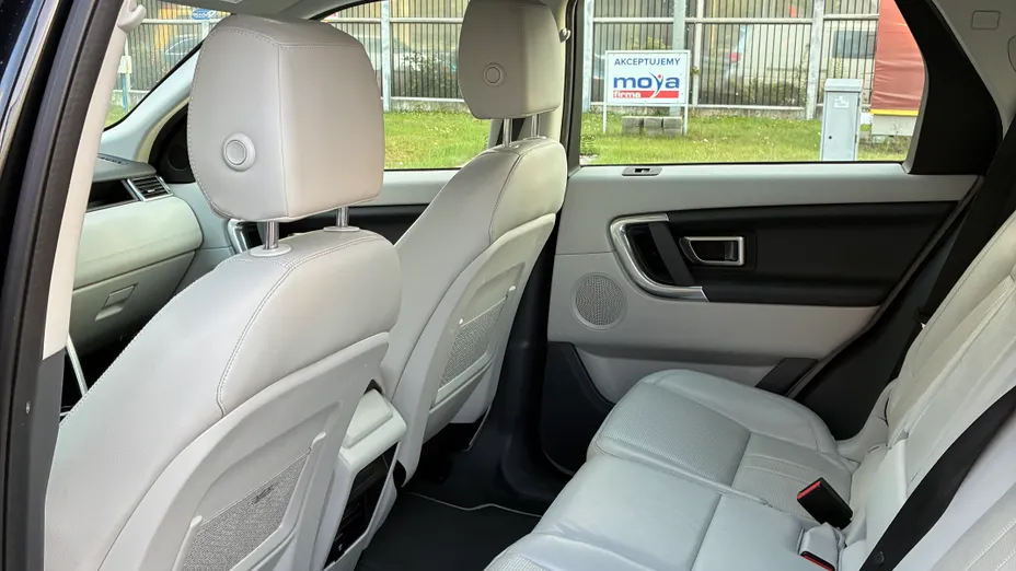 LAND ROVER Discovery Sport Discovery Sport 2.0 D180 SE aut