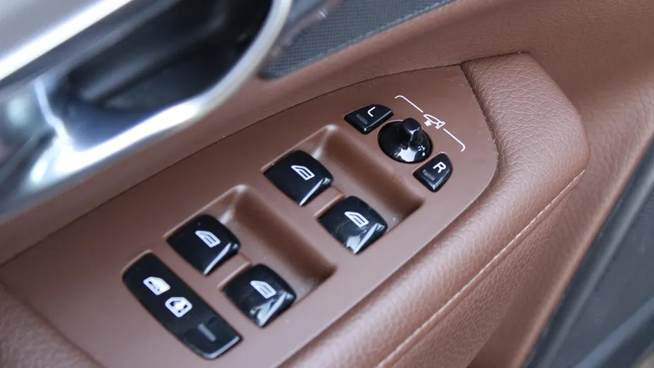 VOLVO V90 V90 B4 D AWD Momentum aut