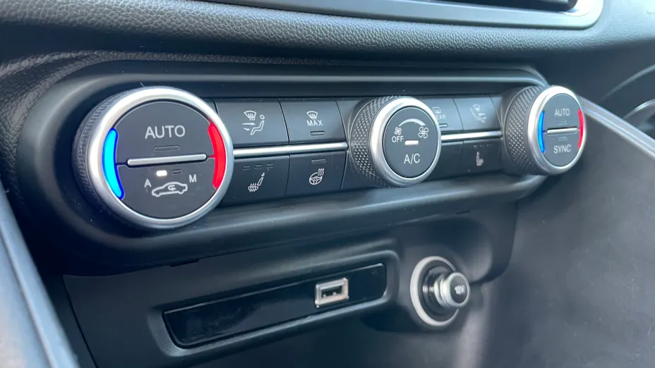 ALFA ROMEO Giulia Giulia 2.0 Turbo Sprint Q4 aut