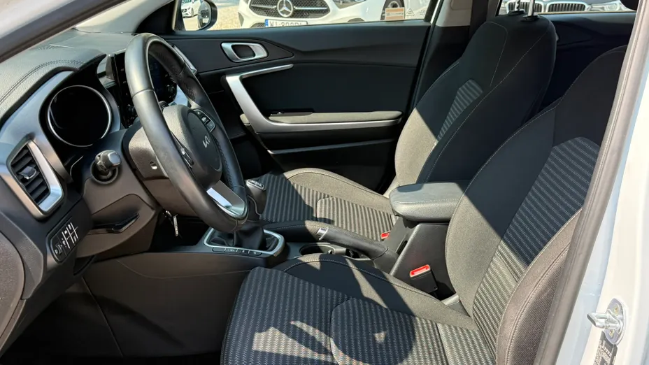 KIA Cee'd Ceed 1.5 T-GDI M