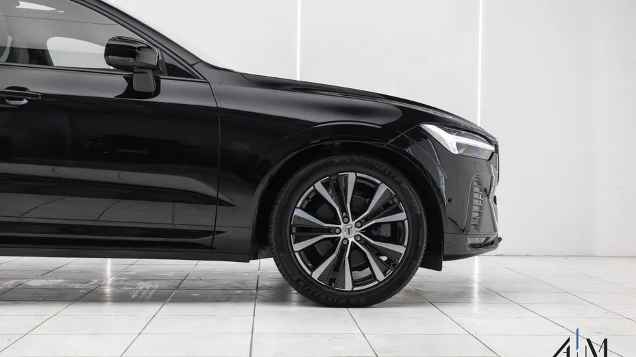 VOLVO XC60 XC60 B4 D AWD Ultimate Dark aut