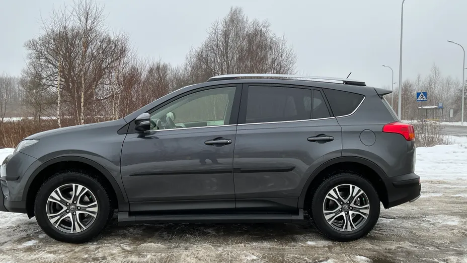 TOYOTA RAV4 RAV4 2.2 D-CAT Prestige aut