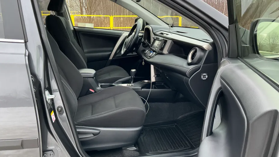 TOYOTA RAV4 RAV4 2.2 D-CAT Prestige aut