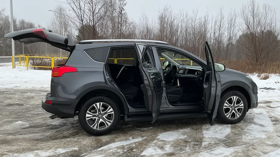 TOYOTA RAV4 RAV4 2.2 D-CAT Prestige aut