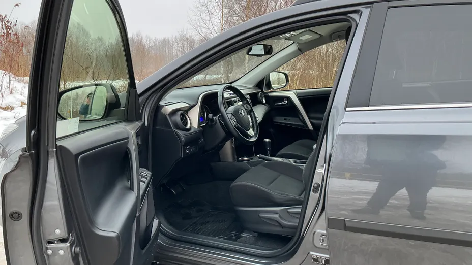 TOYOTA RAV4 RAV4 2.2 D-4D Prestige Platinium