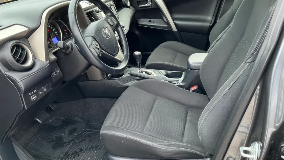 TOYOTA RAV4 RAV4 2.2 D-CAT Prestige aut