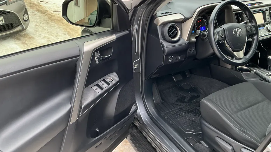 TOYOTA RAV4 RAV4 2.2 D-CAT Prestige aut