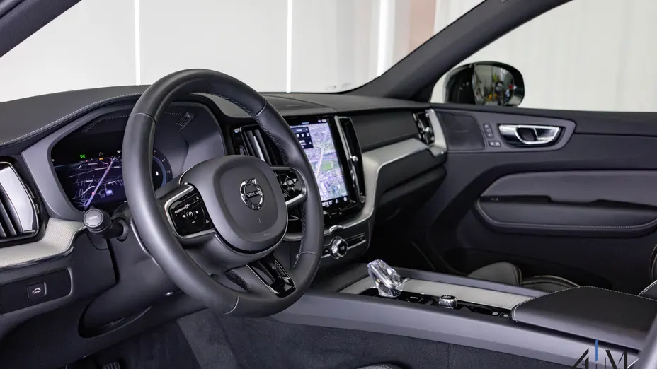 VOLVO XC60 XC60 B4 D AWD Ultimate Dark aut