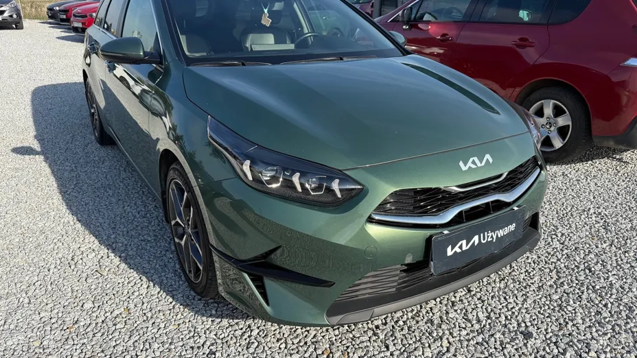 KIA Cee'd Ceed 1.5 T-GDI Business Line DCT