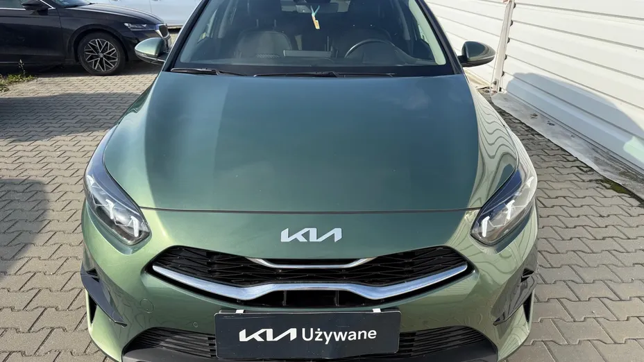 KIA Cee'd Ceed 1.5 T-GDI Business Line DCT
