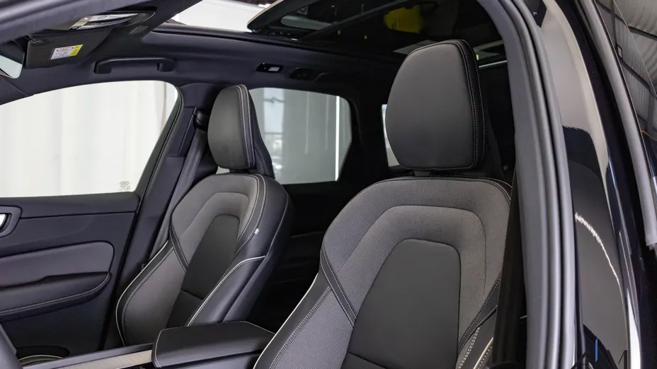 VOLVO XC60 XC60 B4 D AWD Ultimate Dark aut