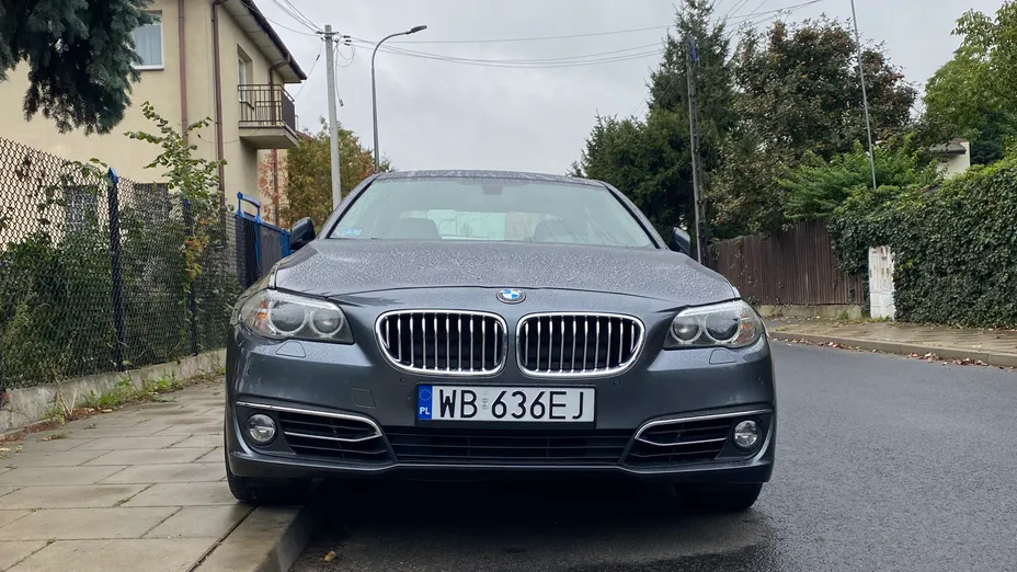 BMW Seria 5 528i xDrive
