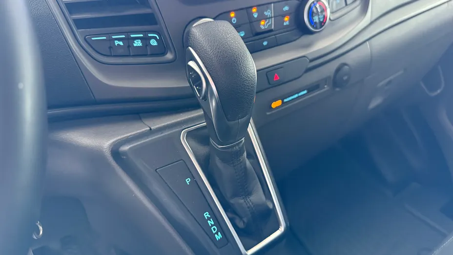 FORD Transit Custom Transit Custom Kombi 340 L2H1 Trend Aut.