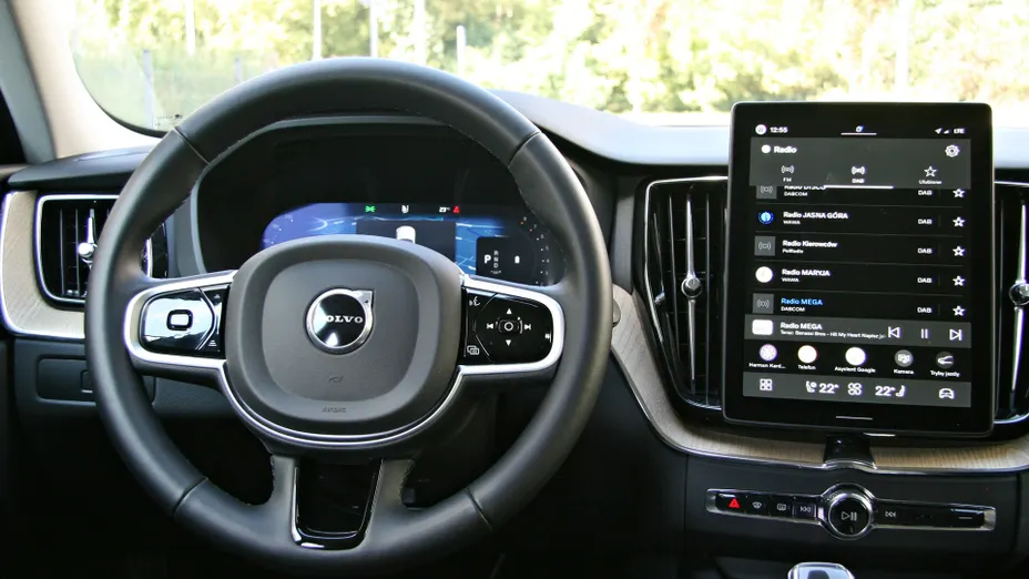 VOLVO XC60 -