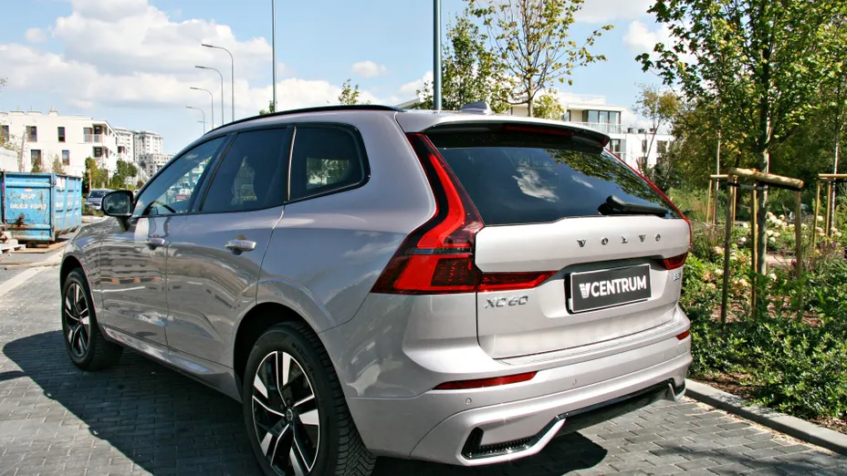 VOLVO XC60 -