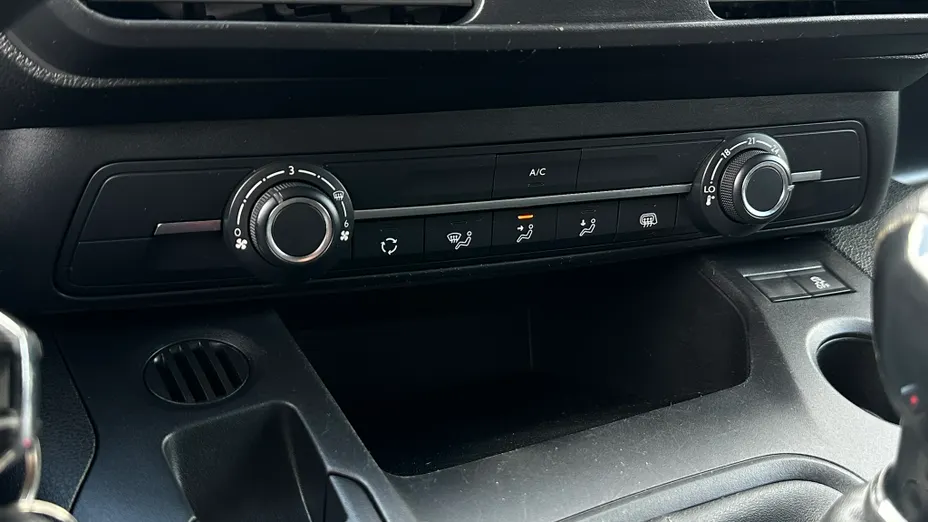 PEUGEOT Partner Van Partner 1.5 BlueHDi L1 Premium (650kg)