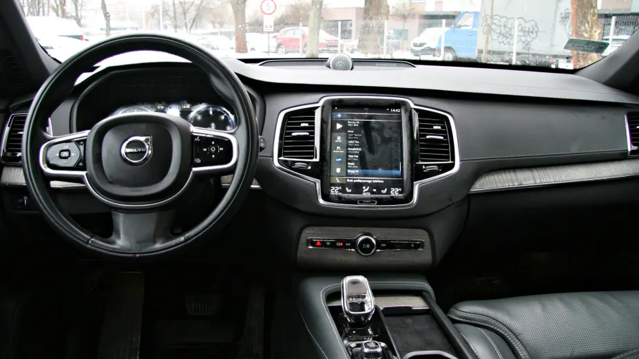 VOLVO XC90 XC90 B5 D AWD Inscription 7os aut