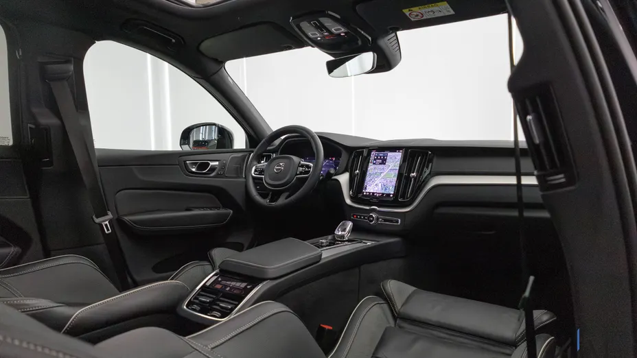 VOLVO XC60 XC60 B4 D AWD Ultimate Dark aut