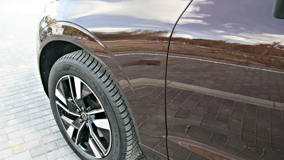 VOLVO XC60 XC60 B5 B AWD Plus Dark aut