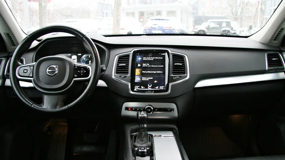 VOLVO XC90 XC90 D5 AWD Momentum