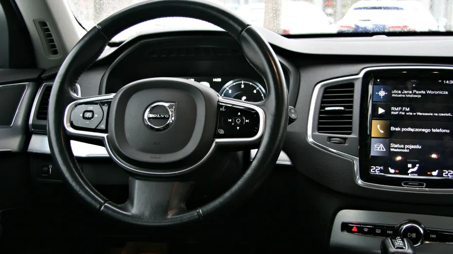 VOLVO XC90 XC90 D5 AWD Momentum