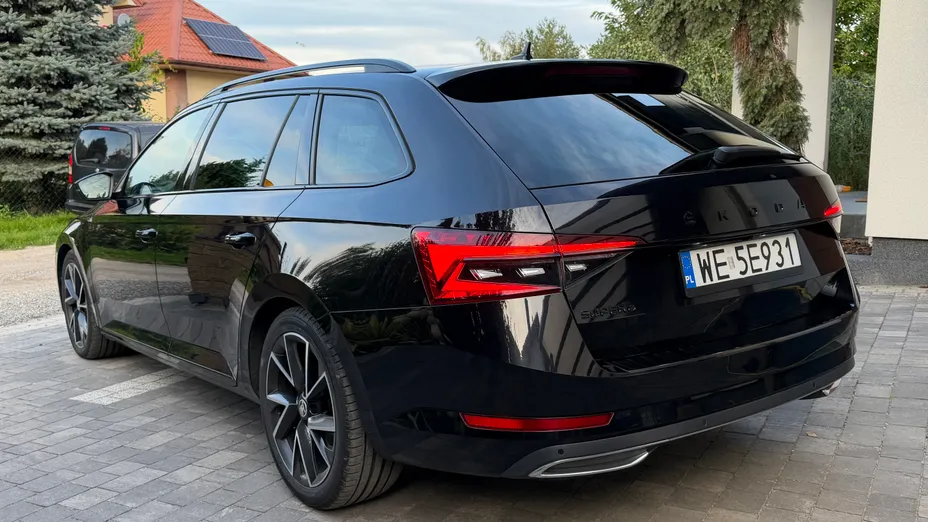 SKODA Superb Superb 2.0 TDI SCR Sportline DSG