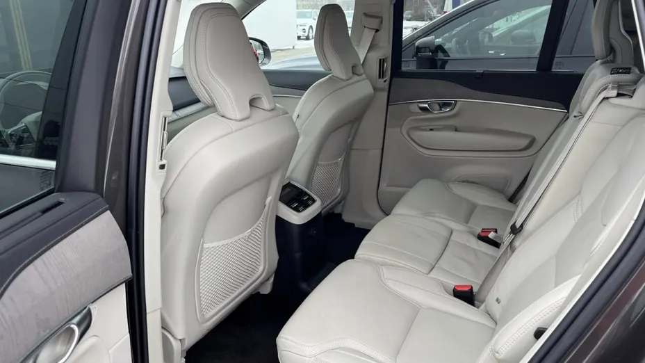 VOLVO XC90 XC90 T8 AWD Plug-In Hybrid Plus Bright 7os aut
