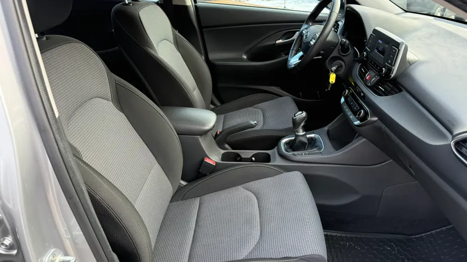 HYUNDAI i30 i30 1.5 DPI Classic +