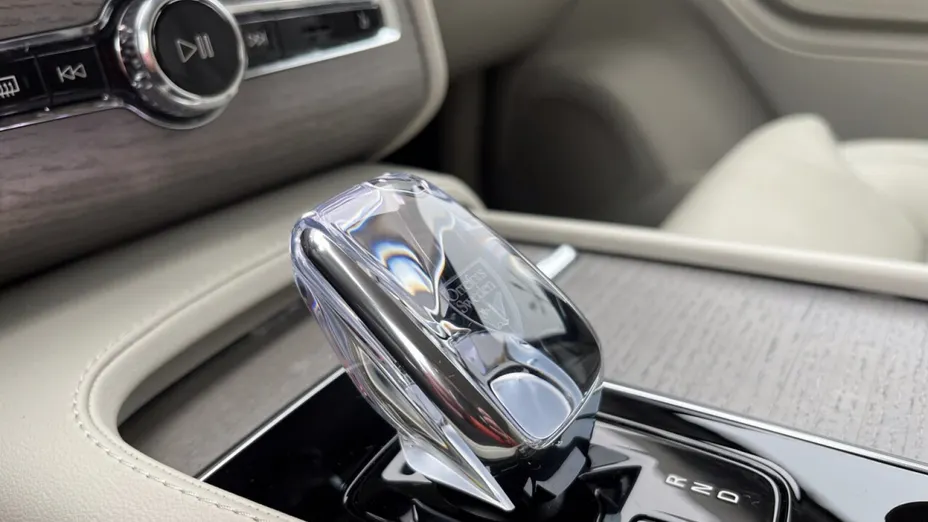 VOLVO XC90 XC90 T8 AWD Plug-In Hybrid Plus Bright 7os aut